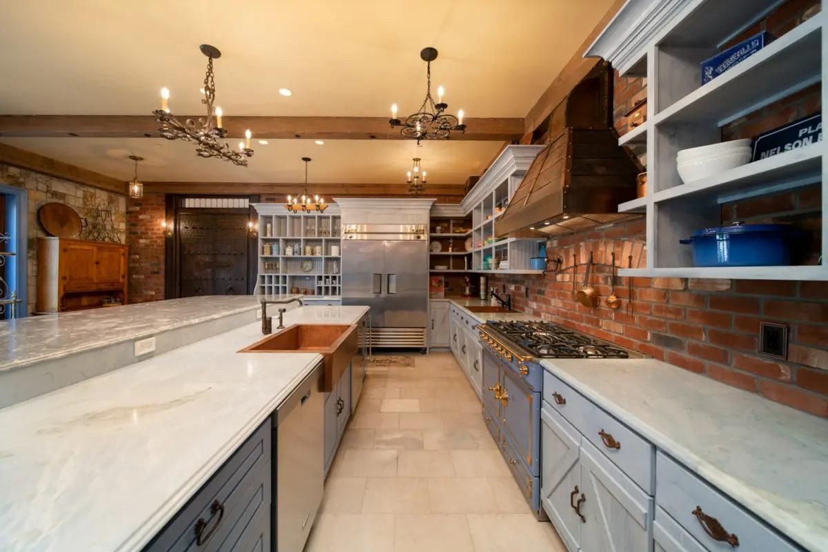 CascadeSIR's tweet photo. 🏡 Extraordinary Property of the Day

.

Historical grandeur meets modern convenience in this incomparable contemporary chateau nestled in the rolling hills of West Linn.

.

26480 SW Wilken Ln in West Linn. Listed by Kristen Kohnstamm. https://t.co/PgPhUHdLg3 https://t.co/iOCiCf5rZX