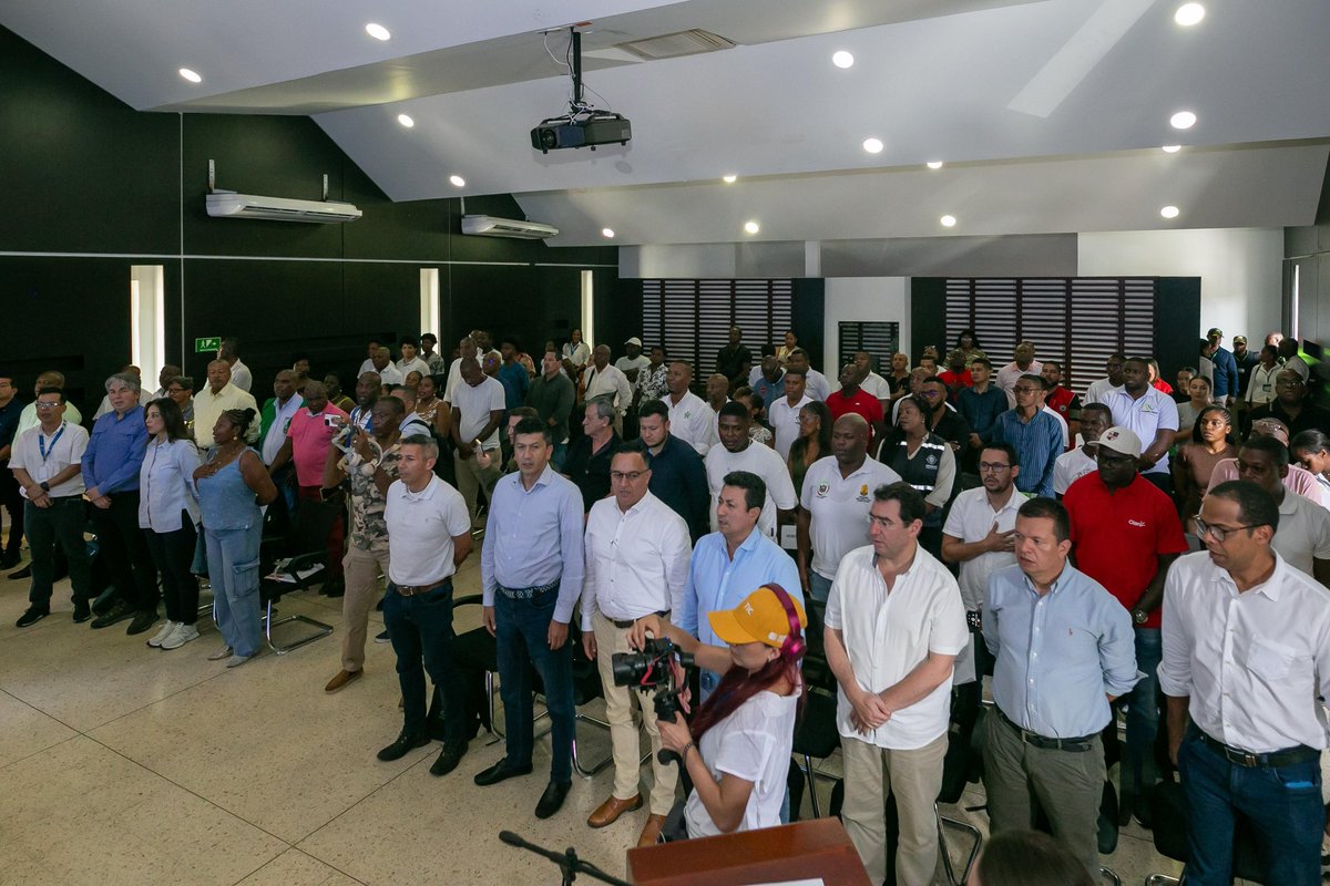 En la Mesa de Conectividad del Chocó socializando las medidas para mejorar el servicio entre los operadores, Proveedores de Servicio de Internet (ISP), el @Ministerio_TIC, la @GobChoco y @AlcaldiaQuibdo. Un trabajo articulado con la gobernadora @NubiaCarolinaCC y el alcalde…