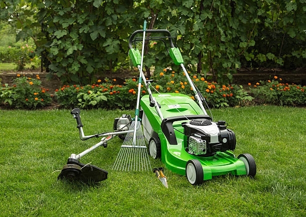 What's your favorite lawn care tool? Share your lawn care tips with us in the comments below! #LawnCare #Rentals #HudsonToolRental