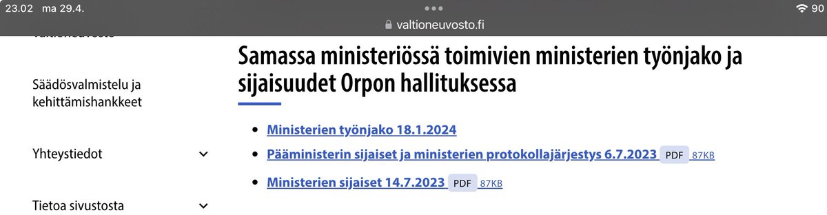 Paniikki-Petteri katosi maan alle, taas, kun on hallituskriisi.
Ja ilman sijaista!!
Onko koskaan ennen ollut tällaista vastuunpakoilijaa pääministerinä??