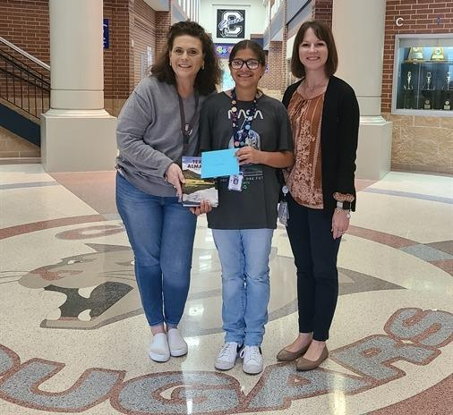 Congratulations to Gabriele Guevara, student at @CluteCougars! She secured second place in the recent Charlie Brown History Essay Contest. Read more about this and her other accomplishments at brazosportisd.net/news/what_s_ne… #BISDpride #FromHereAnythingisPossible #YouMatter