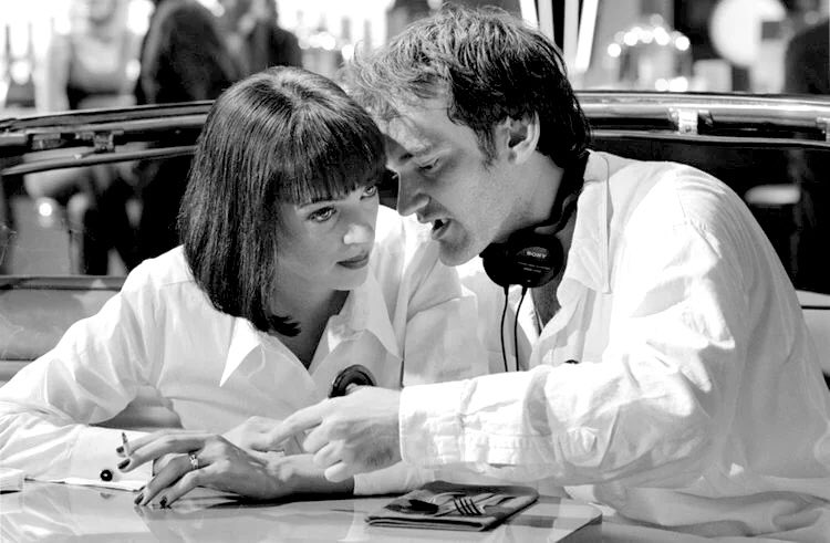 Uma Thurman and Quentin Tarantino on the set of the 🇺🇸American black comedy crime film “PULP FICTION” (1994)