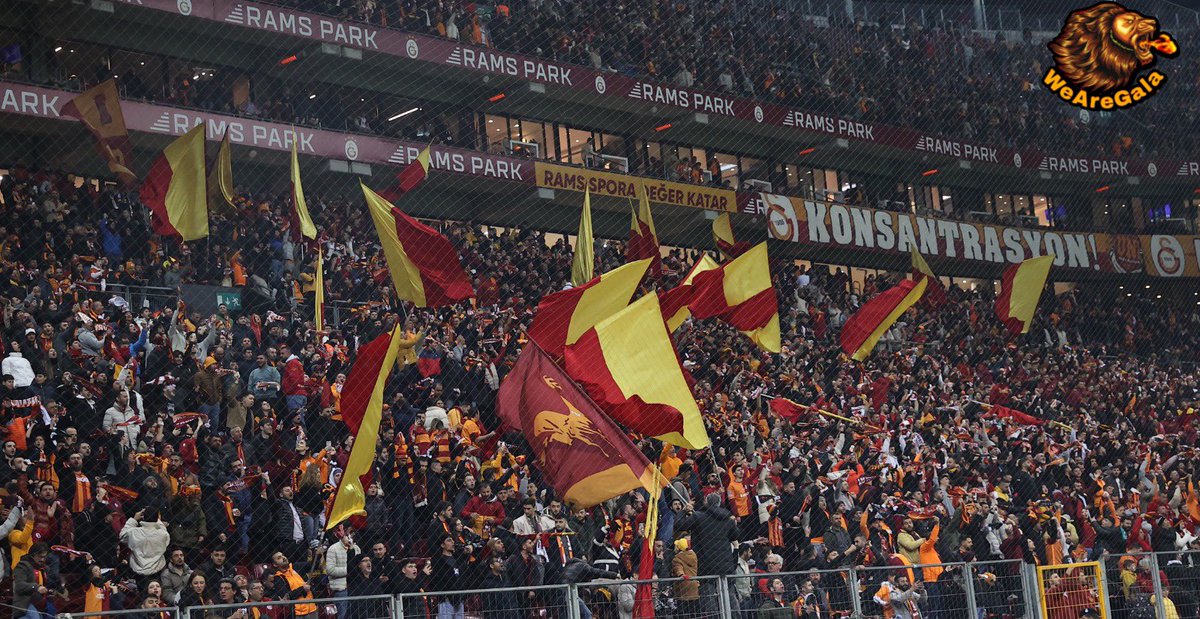 İyi geceler Büyük #Galatasaray ailesi. ♥️💛

#WeAreGala @wearegal #Hedef24 #SenŞampiyonOlacaksın