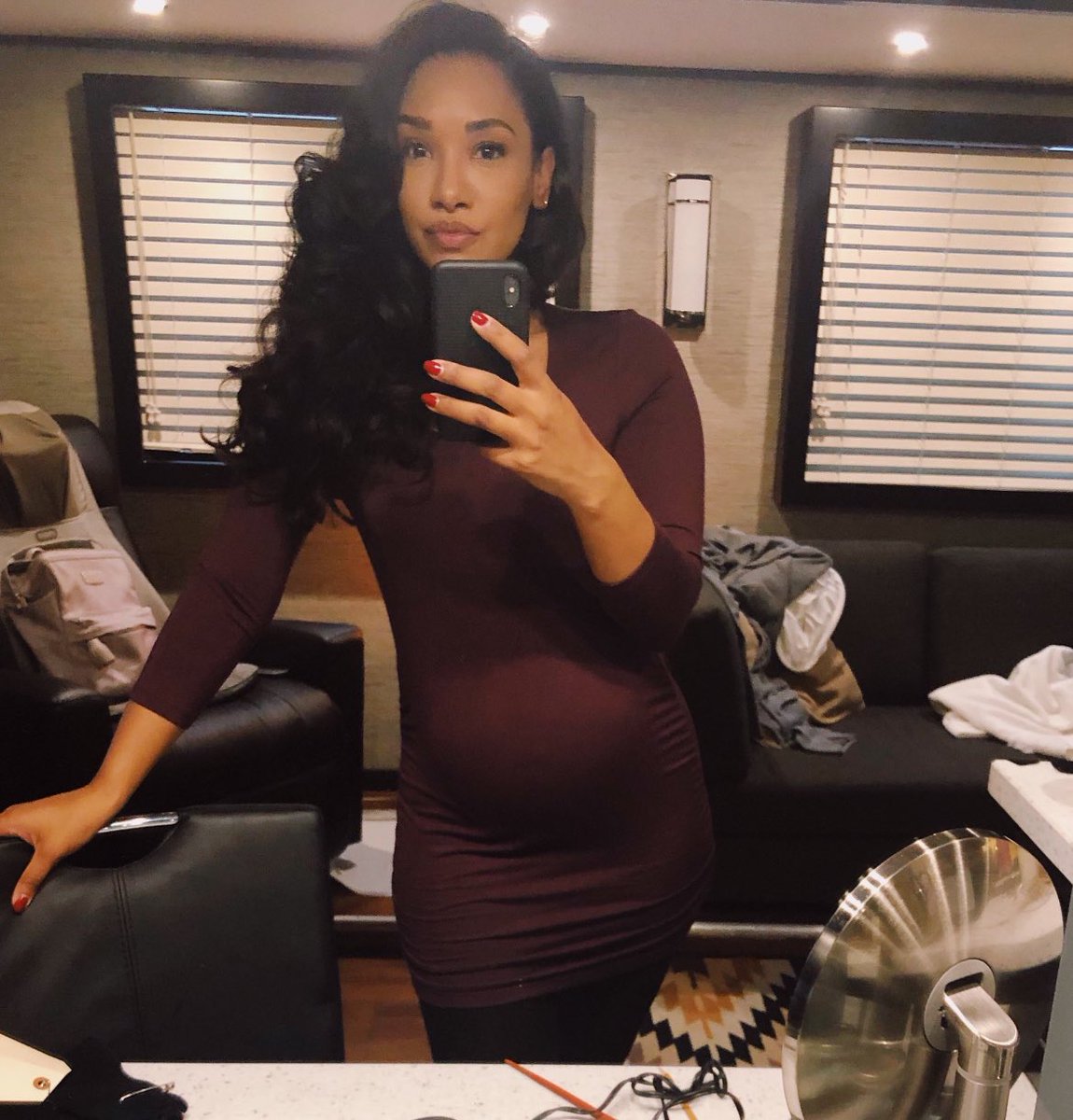 She’s such an icon she has multiple “THE” photos but I remember when this dropped and we all collectively lost our minds. I miss those days 🥹
#candicepatton