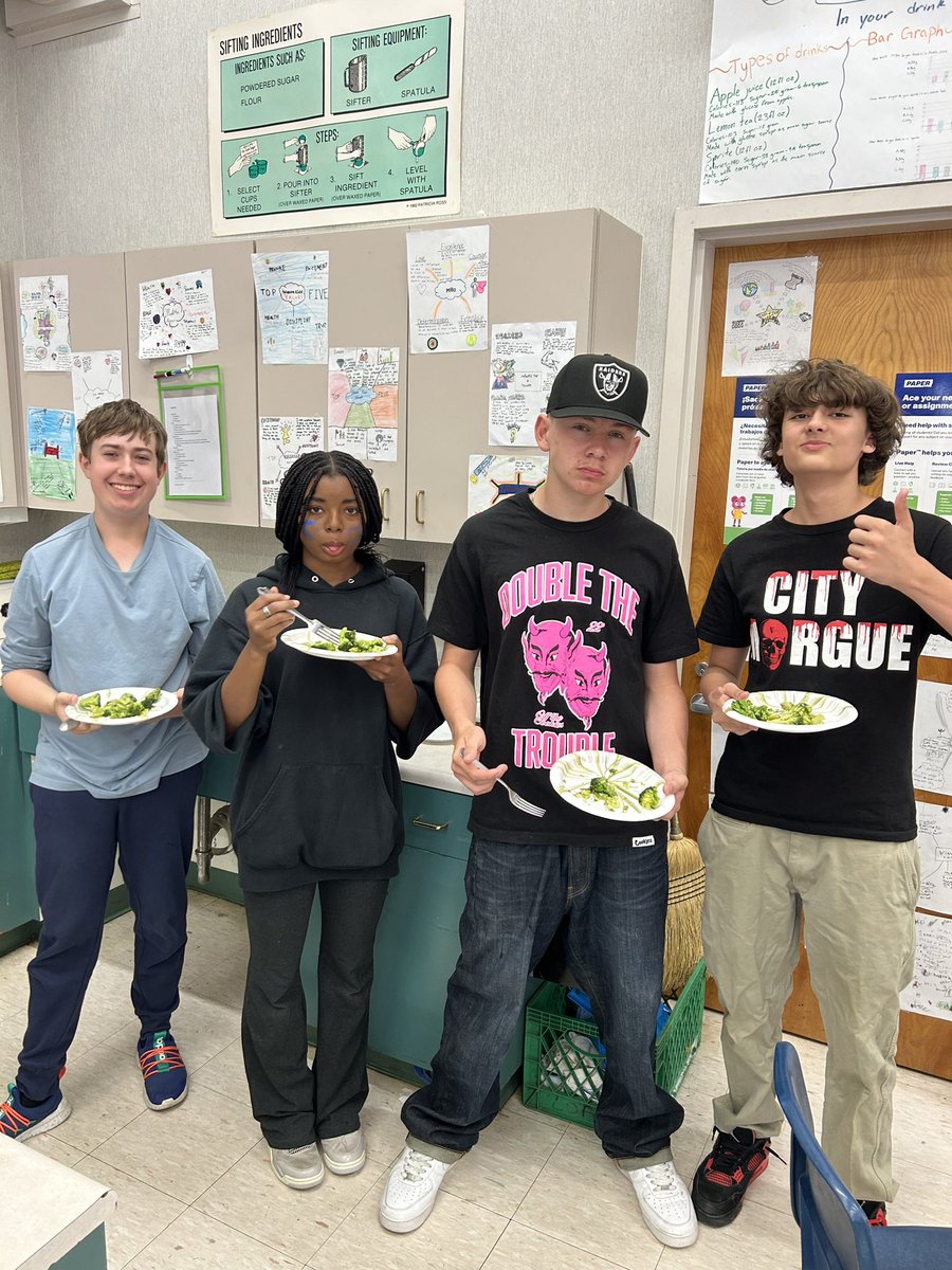 Ms. Hagan tweet media