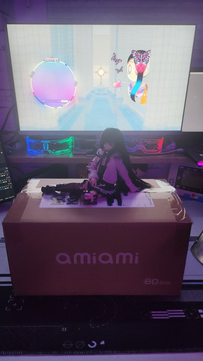Heyho, ya cheesy boy and stinky cheese is up for a twitchstream! :>
Today: Anime Doll Unboxing~
twitch.tv/jinnikirrihato… 

#Vtuber #ENVtuber #GERVtuber #twitchstreamer #smallstreamer