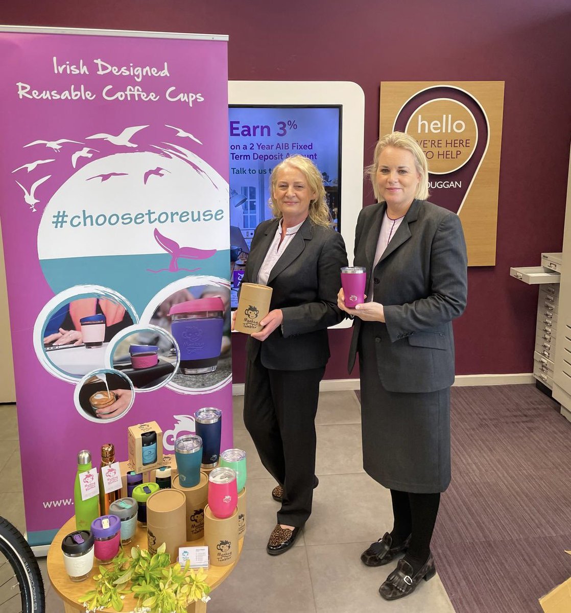 Thank you Kay Ruddle and all the Team at #AIB Lisduggan Branch #Waterford for putting the spotlight on #sustainability last week. It was great to be part of your #EarthWeek initiative 🌍

@AIBBiz #MonkeyCups #collaboration  
#coffee #choosetoreuse #supportedbyAIB ♻️
