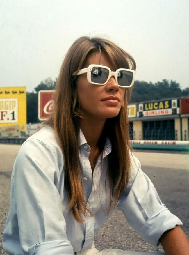 ∎

Françoise Hardy

on the set of

‘Grand Prix’.

1966

© David Cairns

#FrançoiseHardy #Singer #SongWriter #Astrologer #Muse #Elegance #Style #Beauty #Yéyé #FrenchPop #Music #TheSwingingSixties