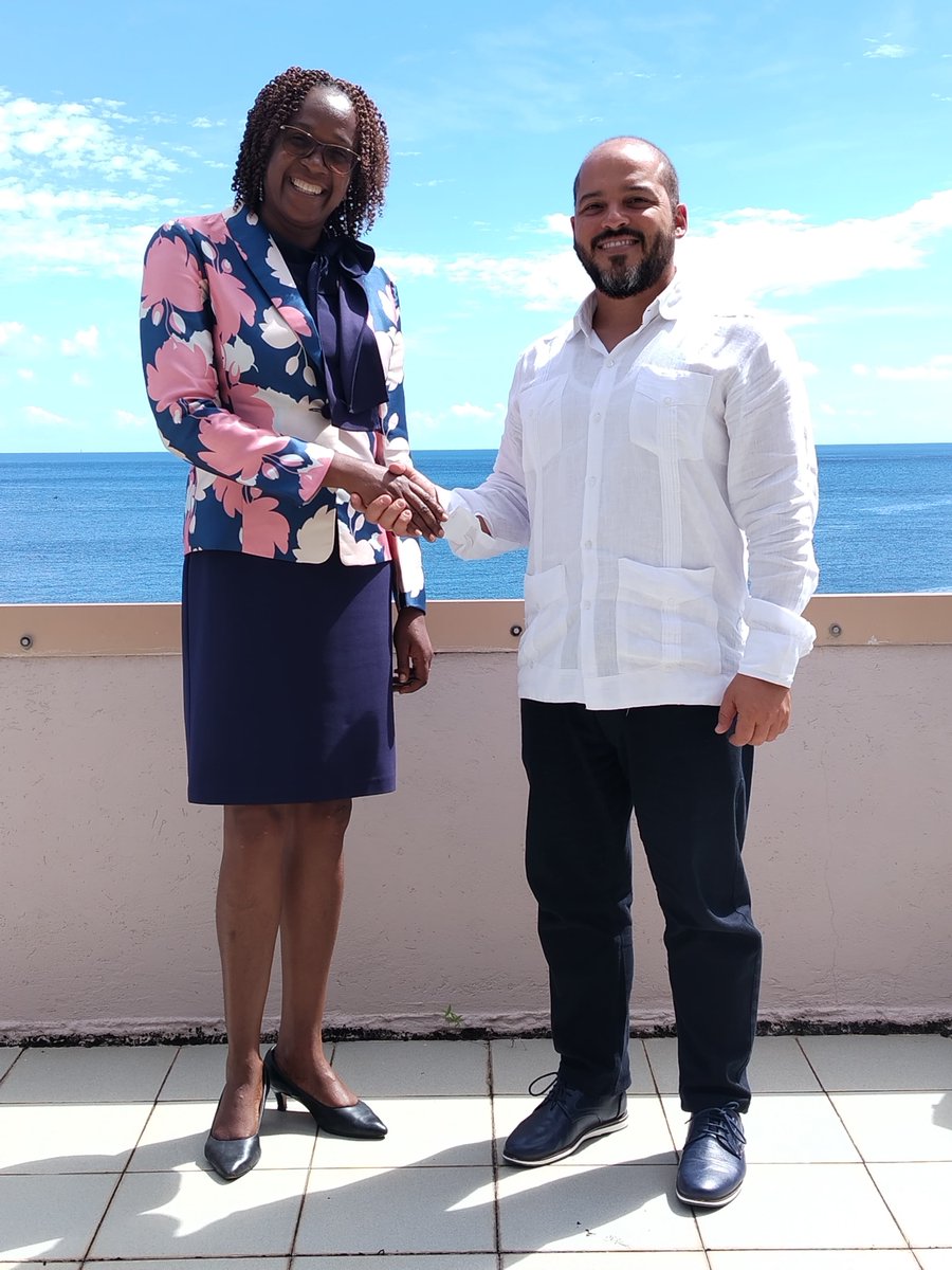 I thank PS of the Ministry of Foreign Affairs and Trade of #StVincentAndTheGrenadines🇻🇨, H.E. Mrs. Sandy Peters-Phillips, for receiving me today at @mofa_svg We had a nice conversation on different issues. Let´s continue strengthening our bilateral ties. misiones.cubaminrex.cu/en/articulo/pe…