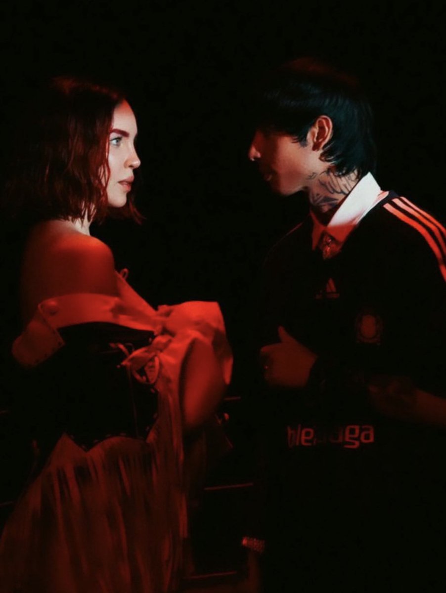 MayumiFer1's tweet photo. Hola @RadioDisneyMX me gustaría escuchar el tema #300Noches de @belindapop &amp; Natanael Cano por favor! Y también dejar mi voto para el  #RankingRD   #RDMexico #RankingRadioDisney gracias! 🧨 https://t.co/RpzNxotinO https://t.co/rij5S6vD8Q