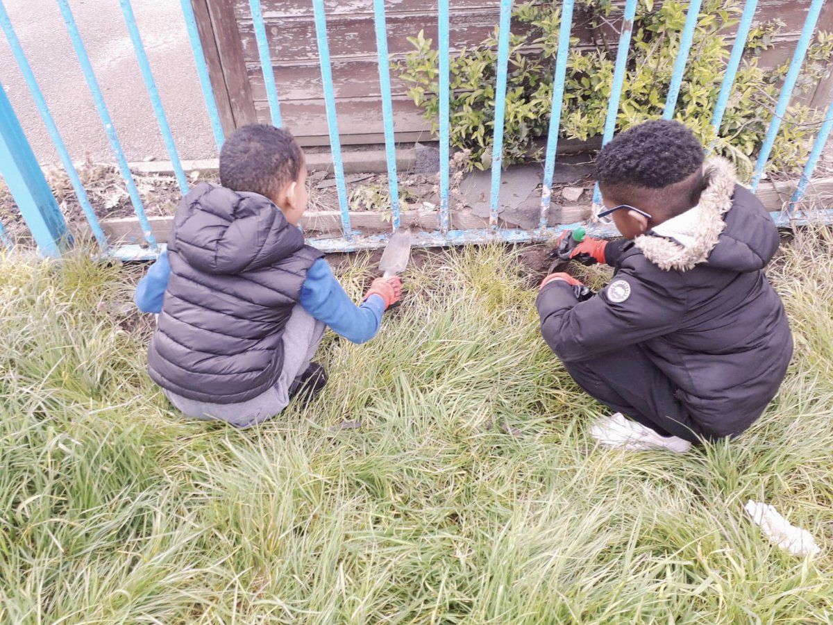 StMatthewsBL's tweet photo. We’ve been working with the children at the What Cabin today to plant lots of summer 🌷 flowering bulbs nearby. #cleanerandgreener https://t.co/8P8hSFWe03