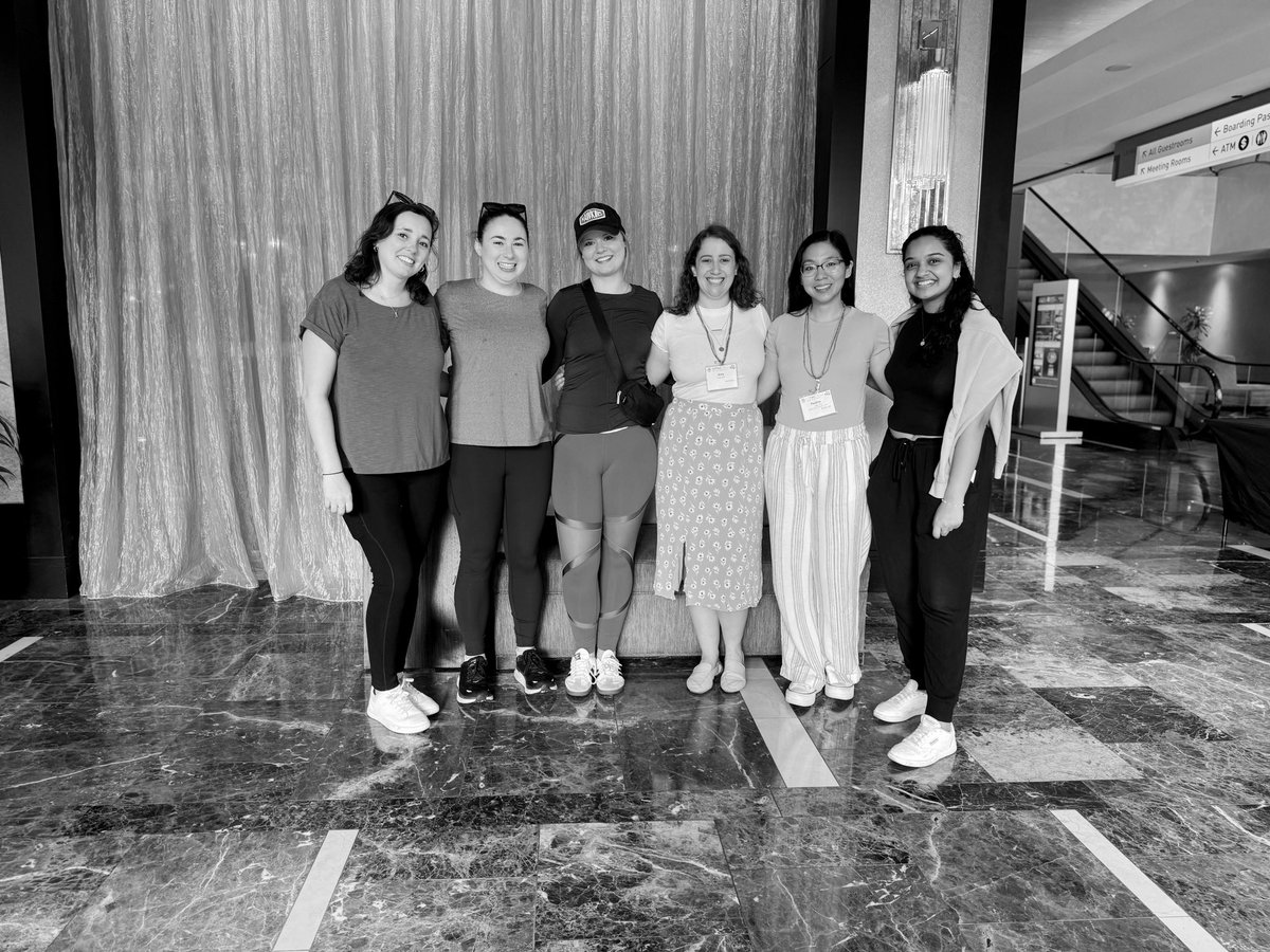 Julia Tager tweet media