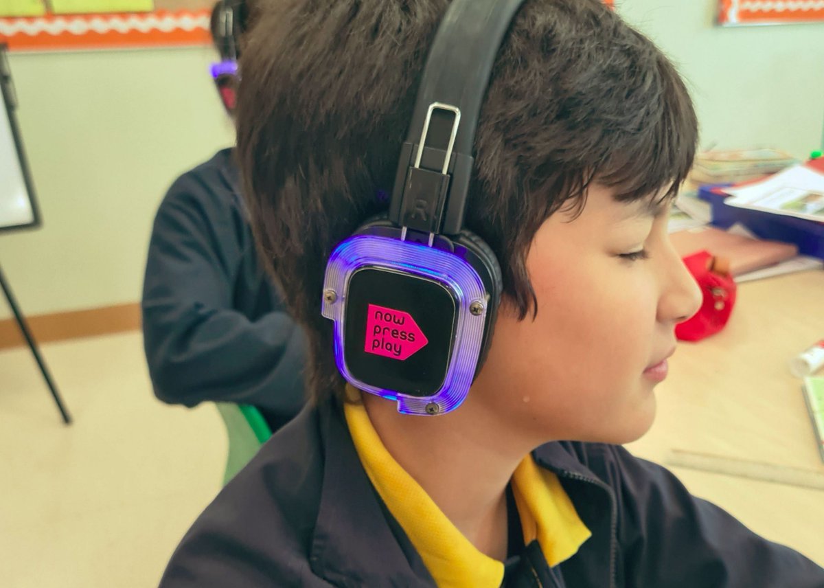 🗣️ We have just published a new case study! Find out how #immersivelearning improves pupil engagement, encourages positive behaviour and supports literacy standards at @AmityAbuDhabi @OLewis_coaching 😁🎧 Read now ➡️ ow.ly/xAqU50Rpa21