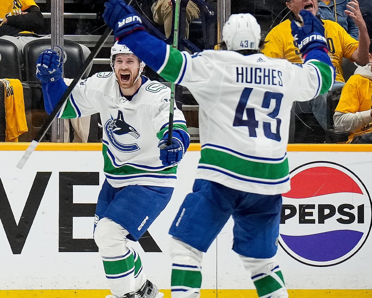 Canucks tweet picture