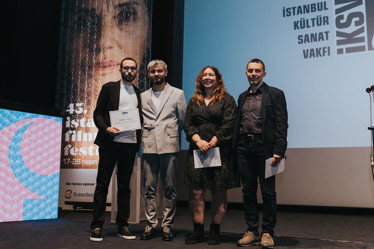 Tüm ekibe, oyuncularımıza ve İlk Film Jürisine çok teşekkür ederiz.

#istfilmfest43 #istanbulfilmfestivali #vigofilm #büyükuşatma #başlangıçlar