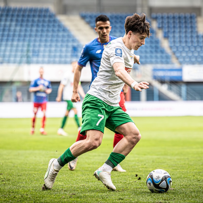 WartaPoznan's tweet photo. #PIAWAR ⚔️🟢⚪️

📸 @klaudia_berda / Warta Poznań
🤝🏼 https://t.co/0QAYRVTeUW