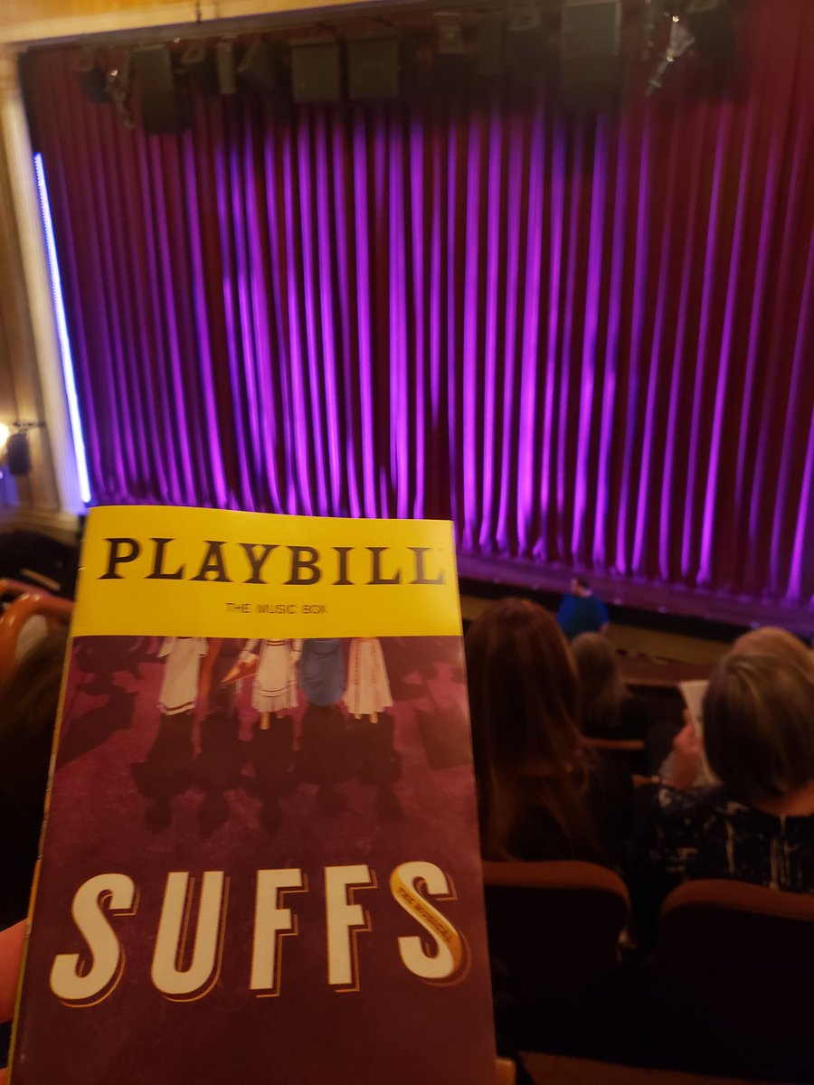 Belatedly, i caught the @SuffsMusical matinee yesterday, and it was excellent. A must see! Compelling, moving, a great story and score, with a top notch cast--every woman on that stage was fantastic!