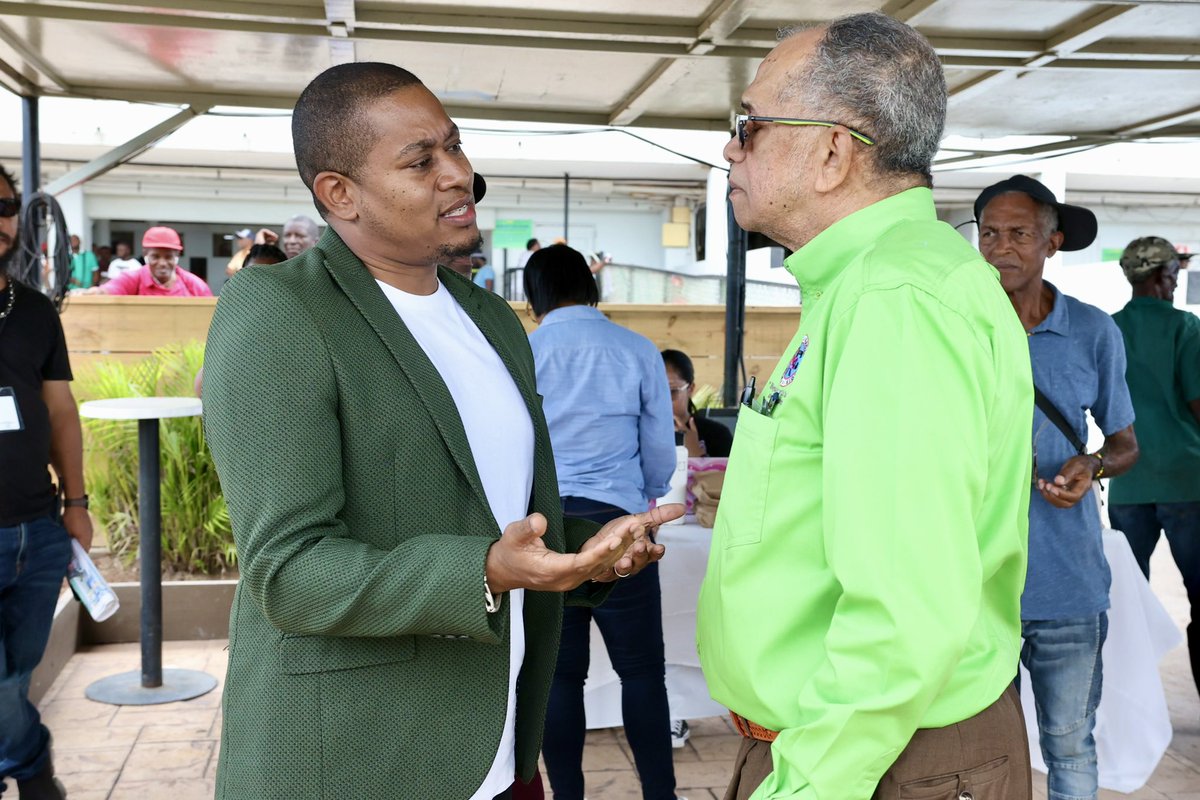 Veterinarians are essential Health Workers and in our ongoing battle to safeguard both human and animal health, veterinarians emerge as frontline heroes. Spent some time at Cayamanas Park celebrating our Vets on Saturday. #WorldVeterinaryDay