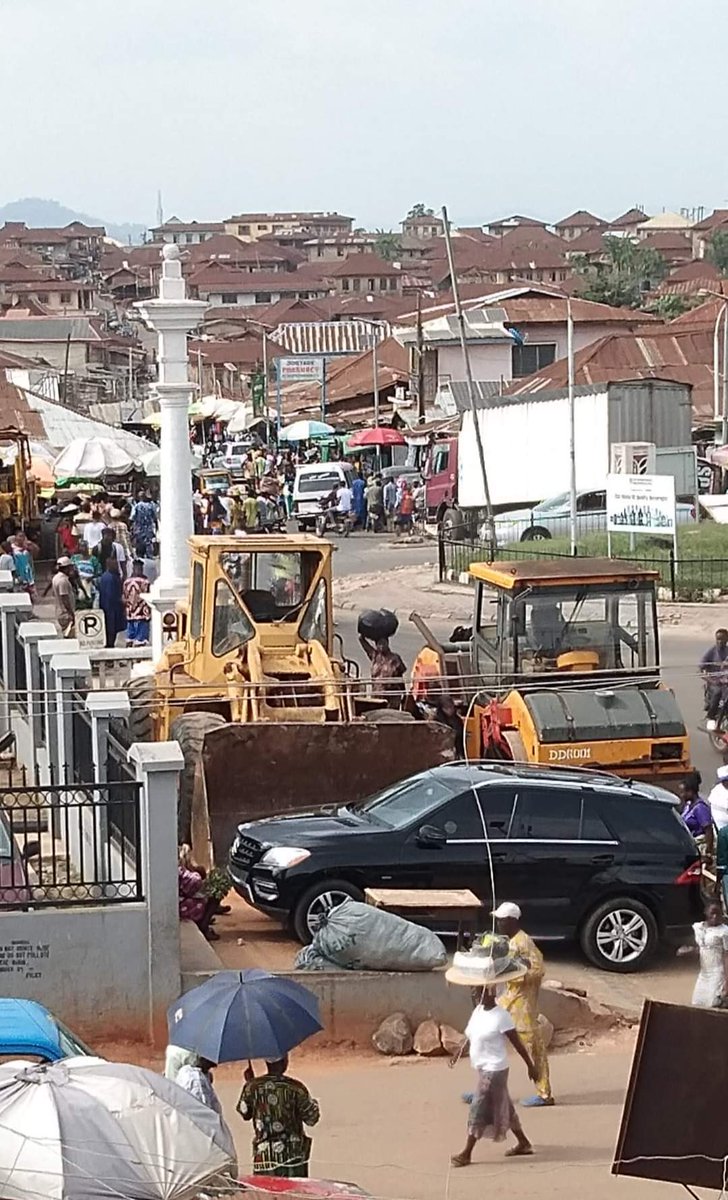 Governor Ademola Adeleke will be in ilesa tomorrow to kickstart the dualization of Roundabout -Imo-Breweries road.