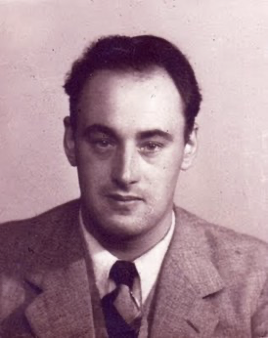 ANPIRomaPosti's tweet photo. Poeta e avvocato belga, #RenéBlieck, membro di spicco del #PartitoComunista collaborò a varie operazioni di resistenza sotto l'occupazione tedesca.Arrestato dalla #Gestapo e deportato a #Neuengamme, morì il #3maggio 1945 nell'affondamento del #CapArcona a #Lubecca. https://t.co/RnaRezvun4