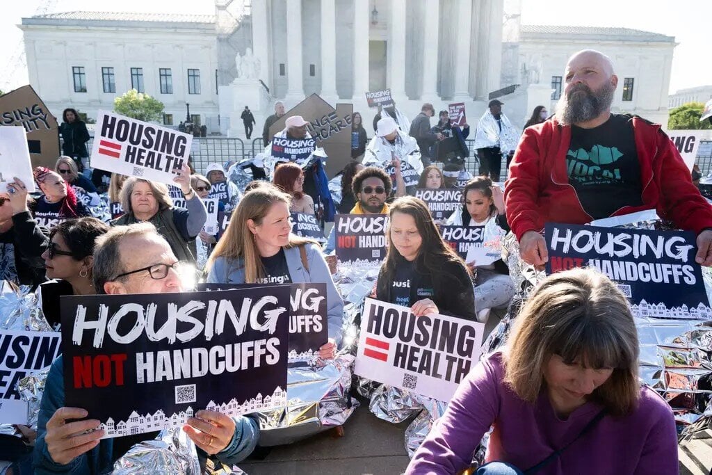 Last week, we joined people from across the country to rally outside of the Supreme Court for one collective goal: arresting or ticketing people does not solve homelessness, and in fact, it makes things worse. Photo credit: Saul Loeb/Agence France-Presse — Getty Images