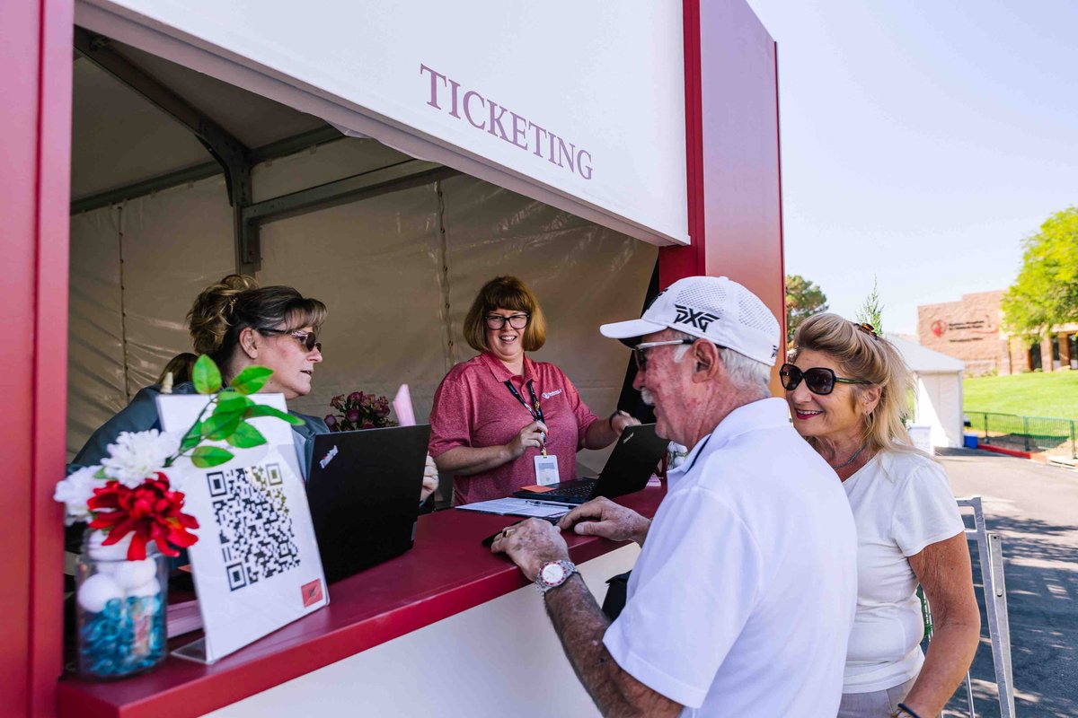 Volunteer Registration is now open for the 2024 @shrinersopen! A perfect opportunity for Shriners, clubs and units to volunteer together! ow.ly/7vgt50R8NhE
#Volunteer #CharityGolf #LasVegas
