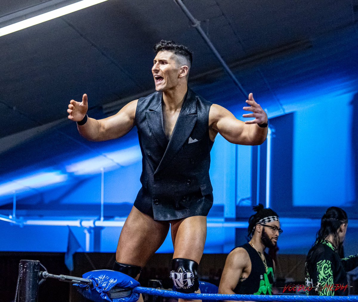 See me live in MAY. #BreatheItIn 5/2 - Wrestling Open 5/4 - ISPW 5/10 - Chaotic 5/11 - Exodus 5/16 - Wrestling Open 5/17 - TBA 👀 5/18 - New South 5/19 - GCW 5/22 - Fight Life 5/23 - Wrestling Open 5/24 - Chaotic 5/25 - AXW 5/31 - LivePro 📸: @stabodeely