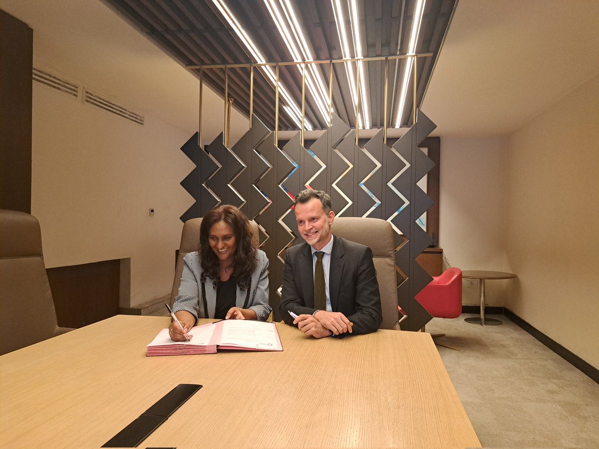 Signature by <a href="/MoF_Ethiopia/">Ministry of Finance - Ethiopia</a> and <a href="/AFD_en/">AFD_en 🇫🇷 🇪🇺</a> of the 2nde trench of a food security to restart agriculture in post conflict areas. Project cofinanced with <a href="/EUinEthiopia/">EU in Ethiopia / የአውሮፓ ህብረት በኢትዮጵያ</a> and started last year.