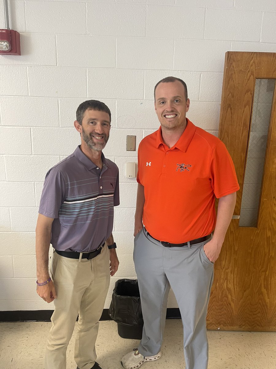 Thanks to Coach Smith for letting @GoCamelsFB stop by! Fired up for future Camels! 🔥🐪 There is wisdom on the walls at each school! “Be a Fountain, not a drain!” #RollHumps