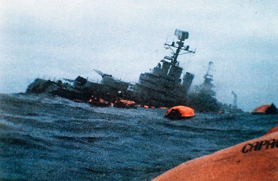 MilHistNow's tweet photo. On this day in 1982, the Royal Navy submarine HMS Conqueror torpedoes the Argentine cruiser General Belgrano in the South Atlantic. More than 320 perish in the attack. https://t.co/ahy3GDxKck