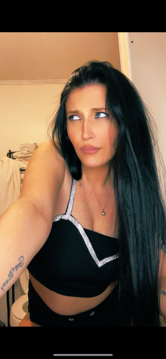 GoddessV100's tweet photo. how i look at your dms when you worthless piggies haven’t sent to me yet as if im going to reply otherwise ☝️ 

paypig goddess humanatm pump send
cashslave humanwallet walletdrain serve superior findom hotbrat https://t.co/QFYgGSBOlT