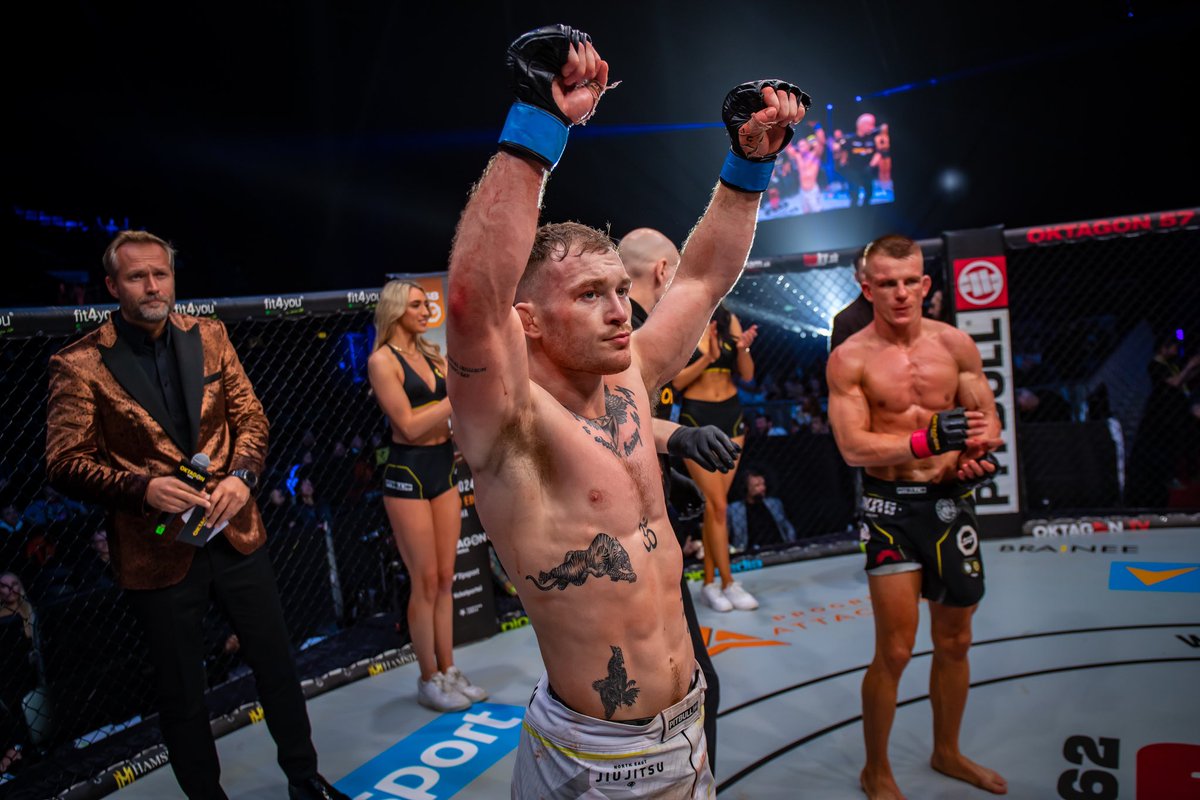 James Hendin (9-2) 🏴󠁧󠁢󠁥󠁮󠁧󠁿 defeated Jakub Dohnal by TKO in round two at OKTAGON 56.

The top prospect had a very impressive promotional debut and immediately put the featherweight division on notice.

Who should ‘The Honeybadger’ face in action next?