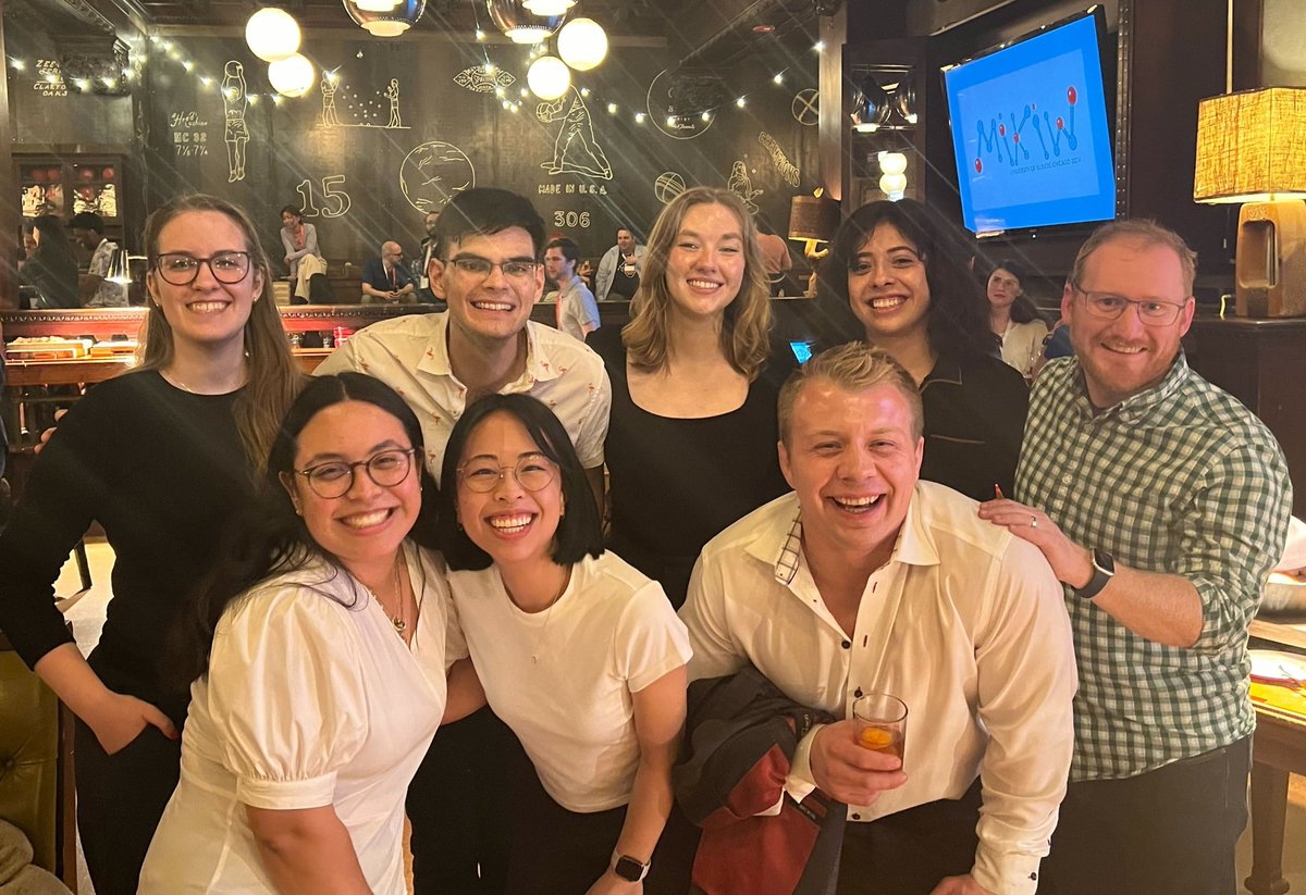 the annual @TheRileyLab pic from #mikiw2024! it was such a fun and rewarding experience to organize and host this year in chicago, especially with the best lab around!