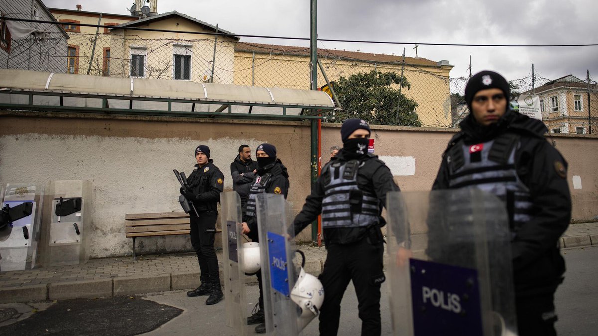 #Türkische #Sicherheitskräfte nehmen Militante fest, die einen #Terroranschlag in #Istanbul vorbereiten wollten