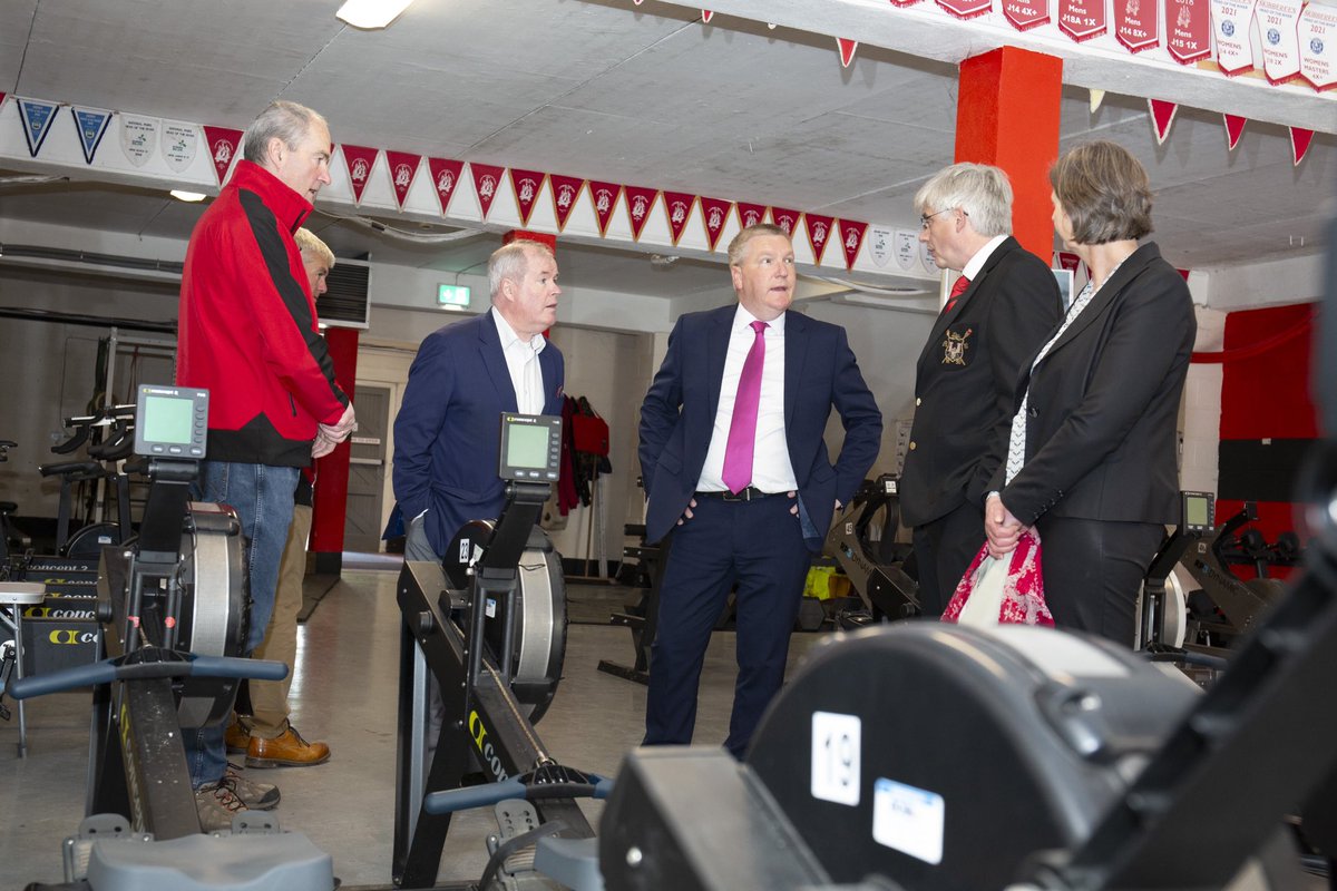 Lee Rowing Club was delighted to welcome Minister Micheal McGrath and Cllr Terry Shannon to the club recently. Following a tour of the facilities, the officers had an engaging discussion about the club’s development plans. We thank the Minister for taking the time to visit us.