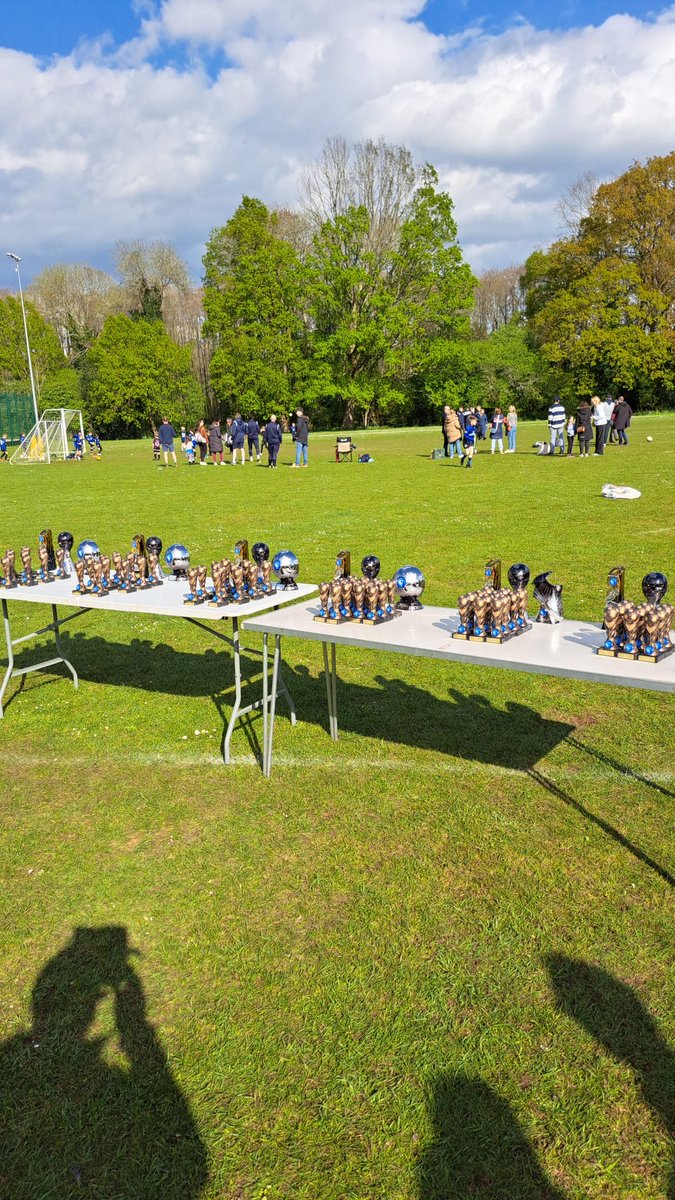Wow! What a fantastic End of Season event on Sunday! Thanks to all that attended and the food and drink suppliers.

milfordpumasyfc.com/a-successful-e…

#grassroots #football #surrey #youthfootball