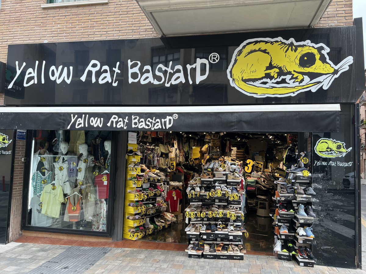 This one in Murcia #InterestingshopNames