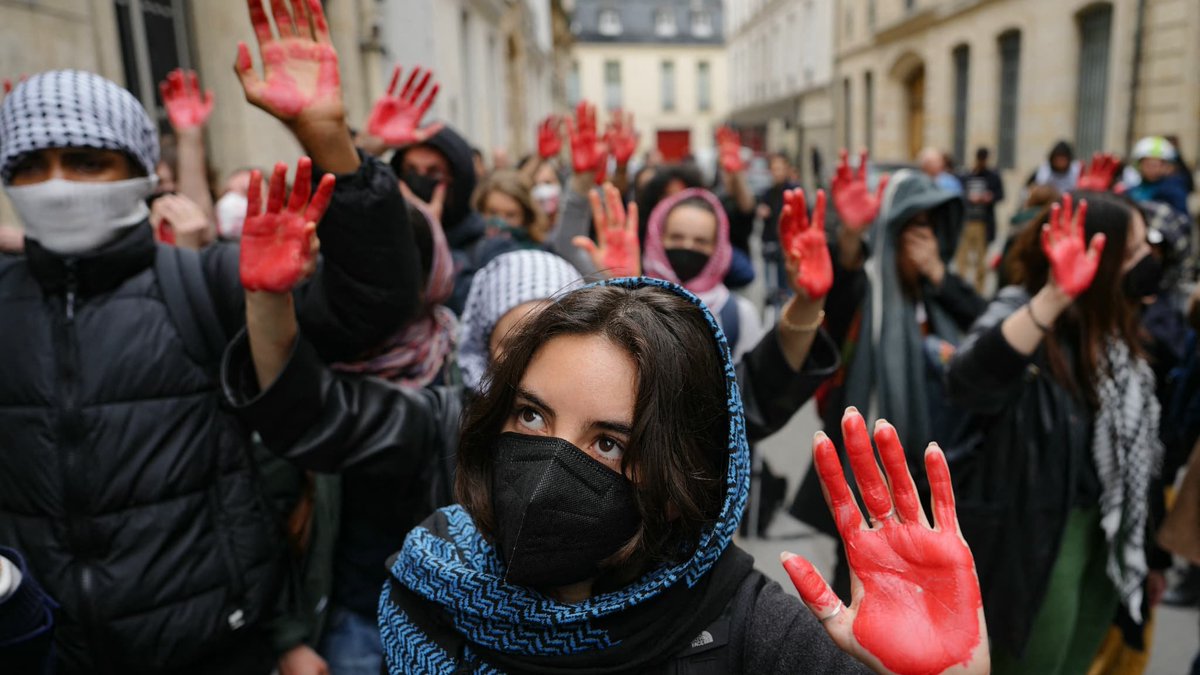 🇫🇷🇵🇸 FLASH - Valérie Pécresse suspend tous les financements de la région Île-de-France destinés à Sciences Po Paris après les manifestations pro-Palestine dans l'enceinte de l'établissement. 'Une minorité de radicalisés, appelant à la haine antisémite et instrumentalisés par la…