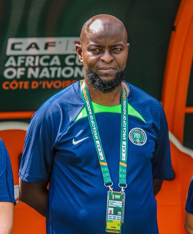 𝗡𝗘𝗪 𝗖𝗢𝗔𝗖𝗛 𝗙𝗢𝗥 𝗡𝗜𝗚𝗘𝗥𝗜𝗔

Finidi George has been appointed the new head coach of the Super Eagles.

They face #BafanaBafana and Benin in June in the 2026 World Cup qualifiers.