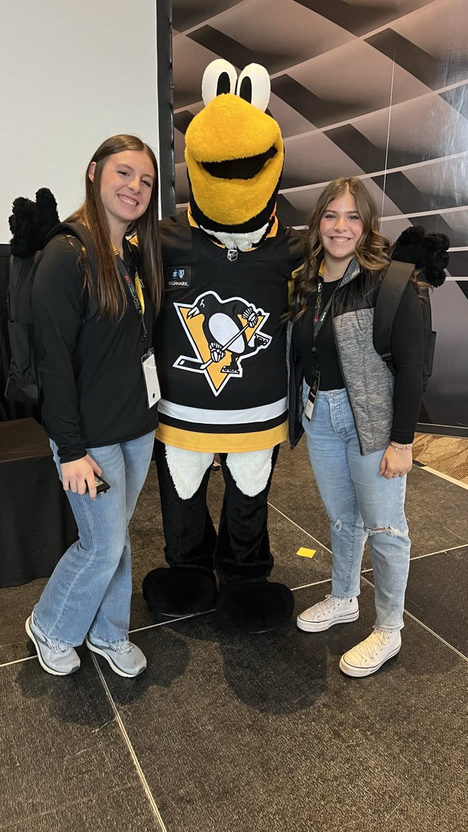 Recently, up to 100 students were given the chance to acquire knowledge in sports and business technology from top experts in the field – the Pittsburgh Penguins and the global IT and business firm CGI. For two fortunate SV students, this firsthand experience was unforgettable.…