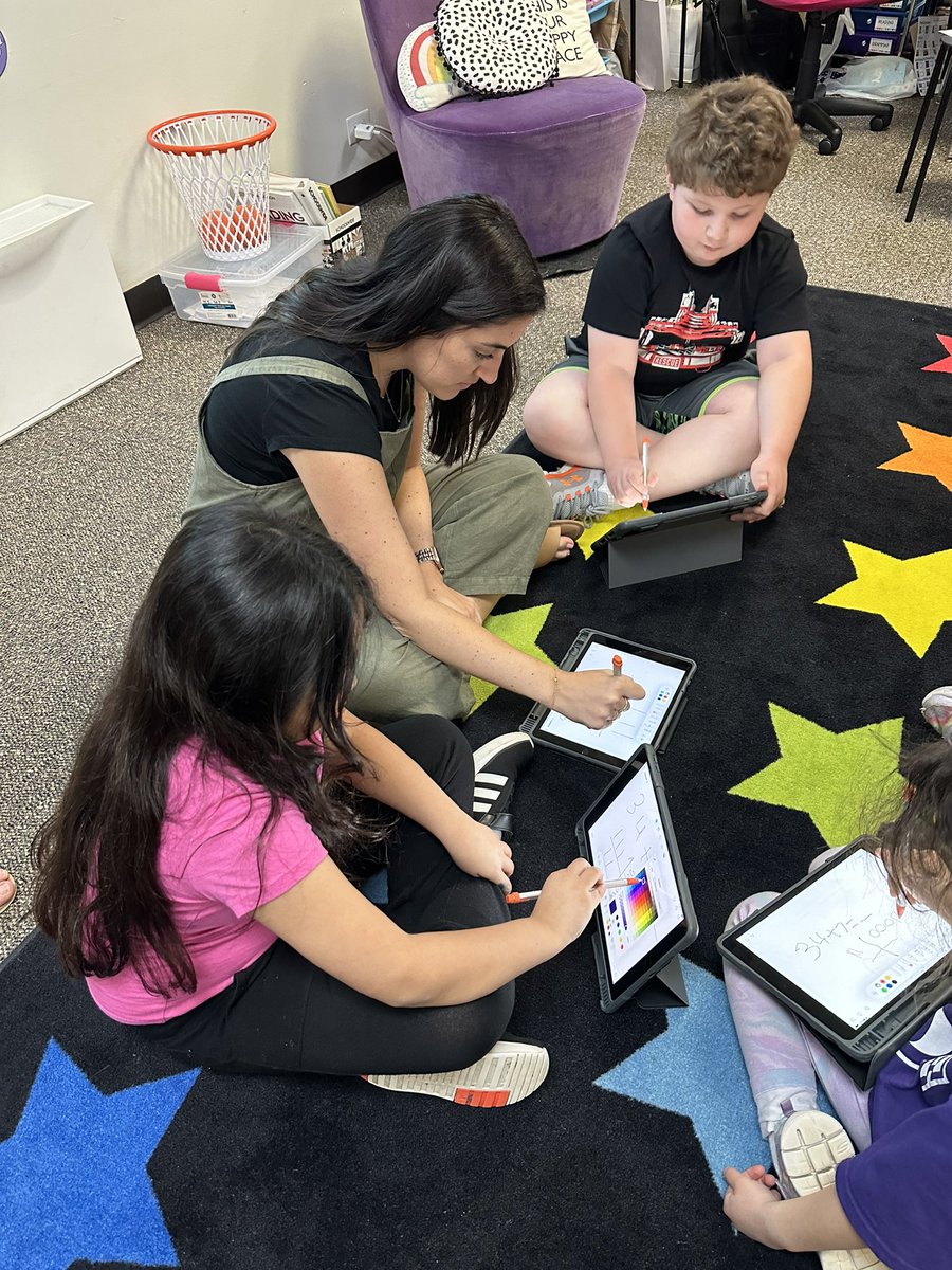 Ss in <a href="/MissGikas/">Kara Gikas</a> class are using <a href="/AppleEDU/">Apple Education</a> #Freeform and #LogitechCrayons to add by making tens!  <a href="/Prairie_Hawks/">Prairie School</a> <a href="/OSD135/">Orland District 135</a>