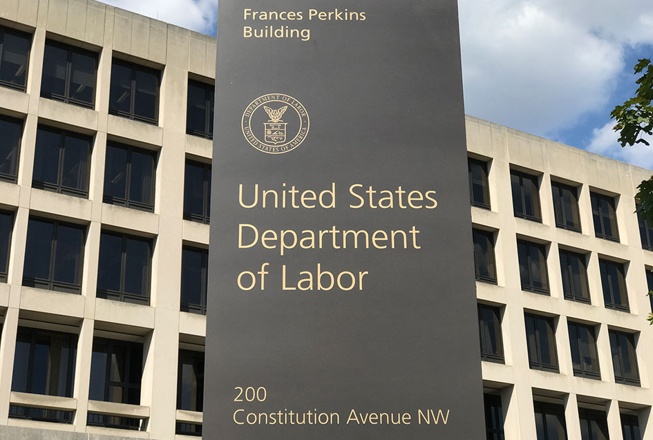 'The U.S. Department of Labor (DOL) has issued a new federal overtime rule for executive, administrative, and professional employees.' - John O'Driscoll 
Read More: 
bit.ly/3UmgXWr

#Government #EmploymentLaw #LawBlog
