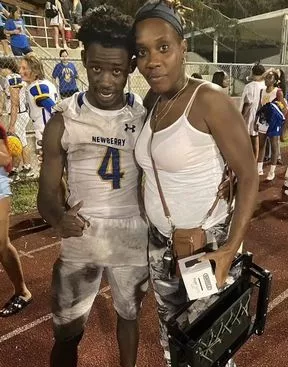 CollinRugg's tweet image. NEW: Four ski-masked teens killed after stealing a car and getting into a high speed chase with law enforcement who hit their car, wrapping it around a pole. 
 
According to the police, the car got up to 111 mph. 
 
The car was so mangled that it took first responders a whopping…