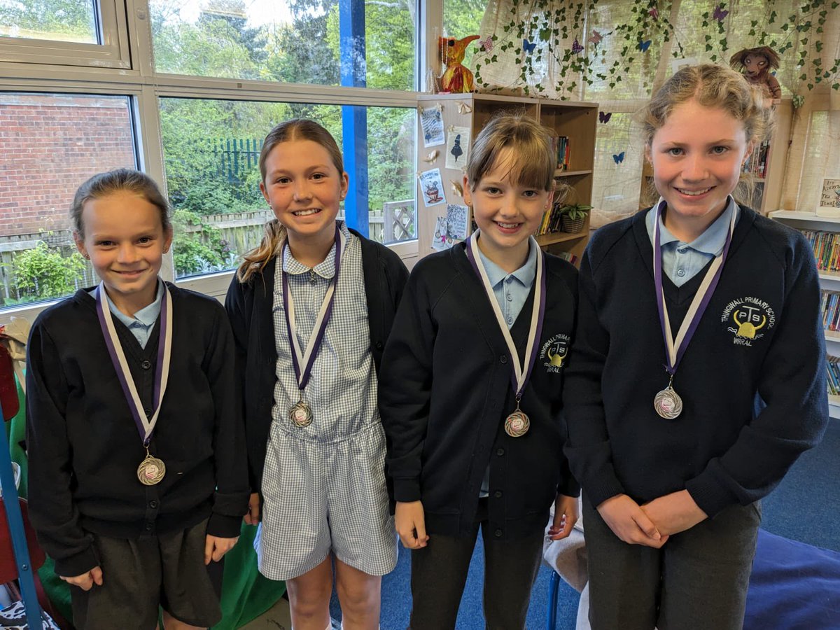 💙💛Congratulations to these young ladies who took part in a football tournament over the weekend for @WirralPhoenix They were awarded fourth place medals and showed grit, teamwork and resilience throughout.💛💙