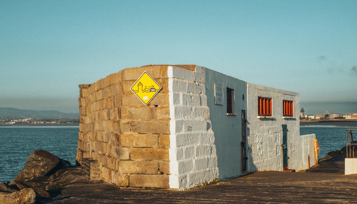 The Half Moon #photoswimthesis #SeaStudio #IdeasThatFloat #halfmoom #poolbeg