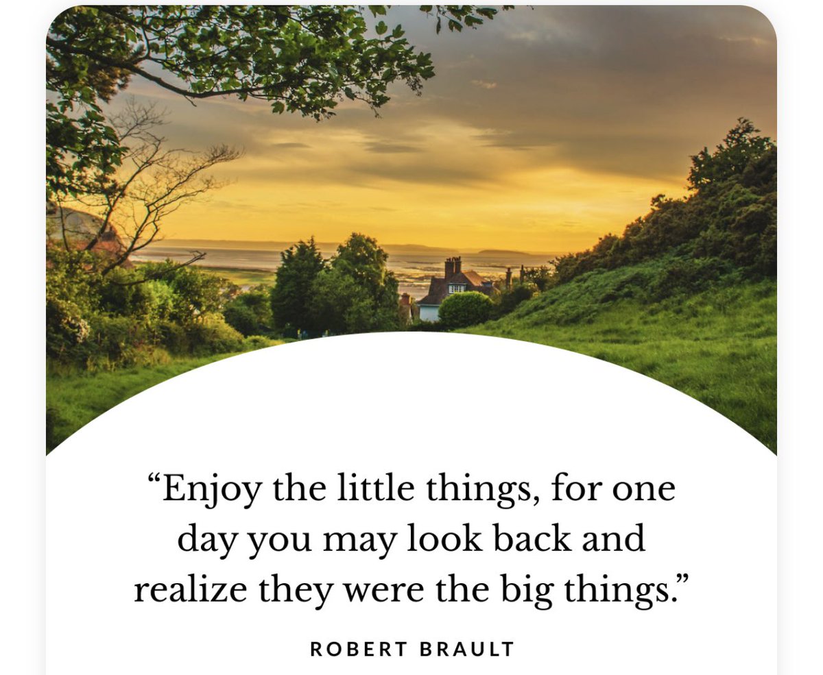 HAPPY MONDAY EVERYONE‼️ This quote emphasizes the importance of appreciating and cherishing the small moments in life because they may hold greater significance in the future.#WeRiseByLiftingTheOthers #achieveyourdreams #liveyourbestlife #womenveterans 
~COACH ASHLEY🖤