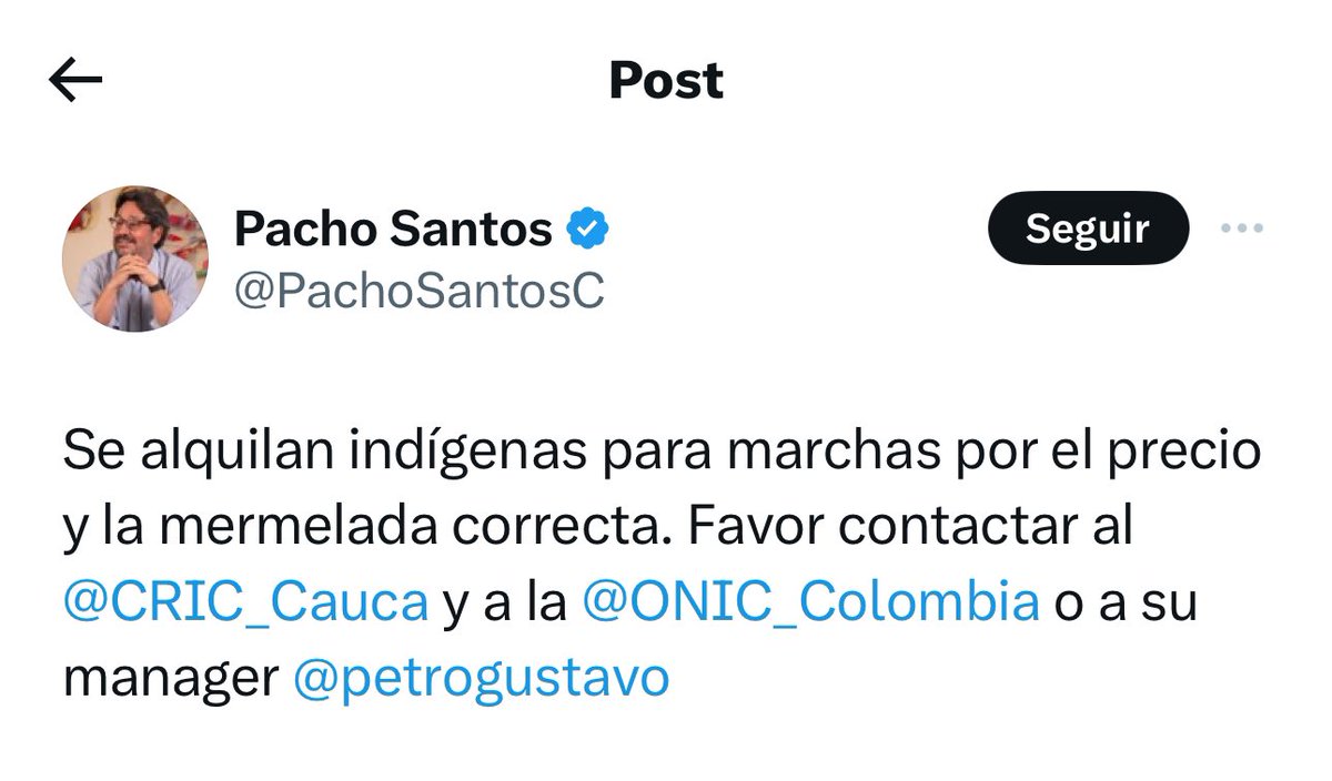 Yo sostengo que hay que escuchar las voces críticas al gobierno con tranquilidad y apertura, pero con tipos como este no hay nada que hacer, la razón es muy simple: Con el FASCISMO no se dialoga, solamente se enfrenta y se repudia.