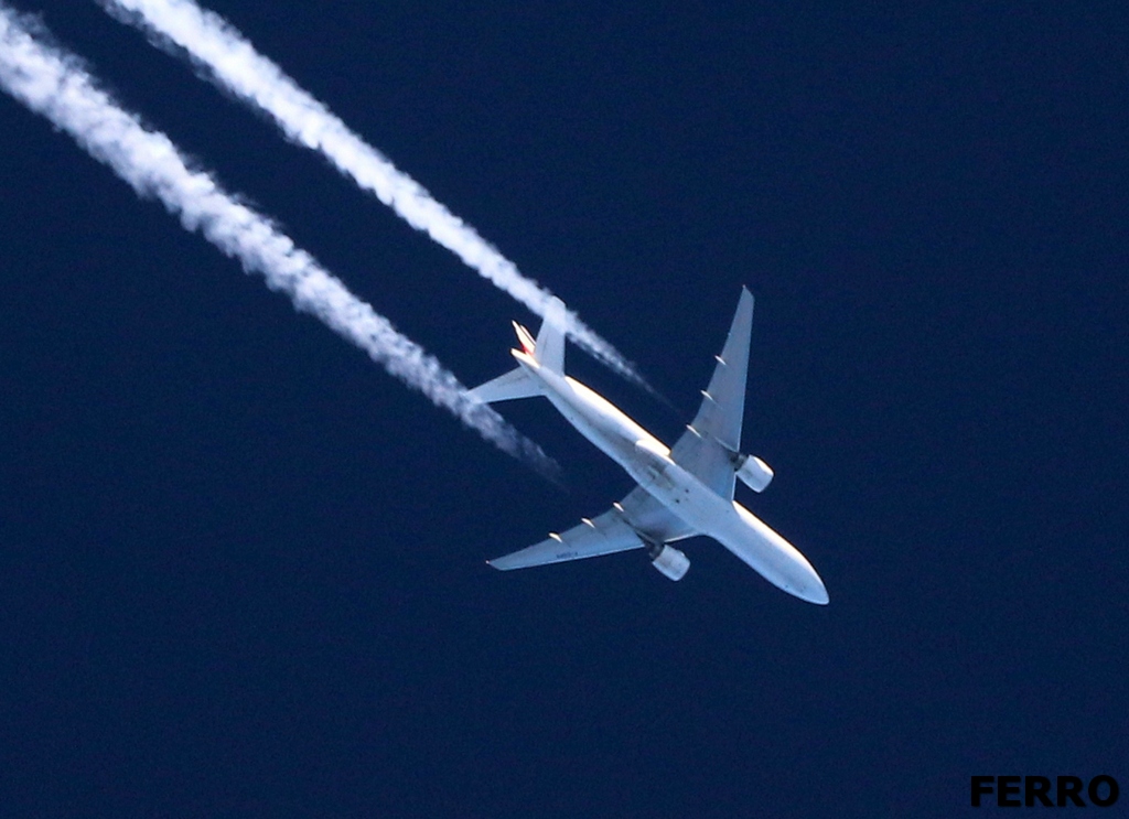 Flying over Andravida #AvGeek #avgeeks #aviation #planespotting #aviationdaily #aviationphotography ✈️Airbus A350-1041 - G-XWBP - British Airways ✈️Boeing 747-481BCF - TF-AMP - Magma Aviation ✈️Boeing 777-31HER - A6-ECI - Emirates ✈️Boeing 777-228ER - F-GSPX - Air France