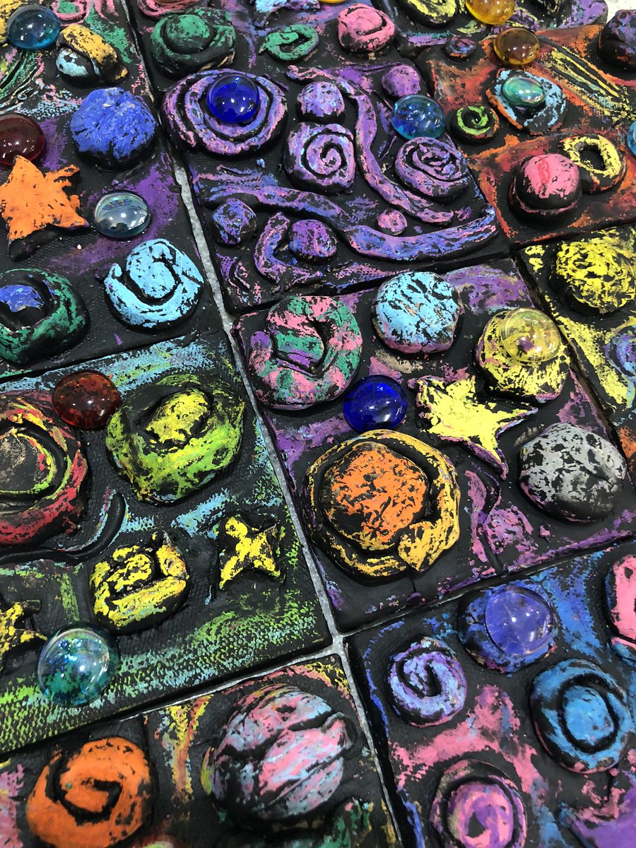 StGabsJuniors's tweet photo. Year 3 went to infinity and beyond in Art. Excellent art ceramics on their topic Space ☄️🪐🌌 @StGabrielsNews #JuniorArt #artceramics #space https://t.co/ORcZJKtjT6