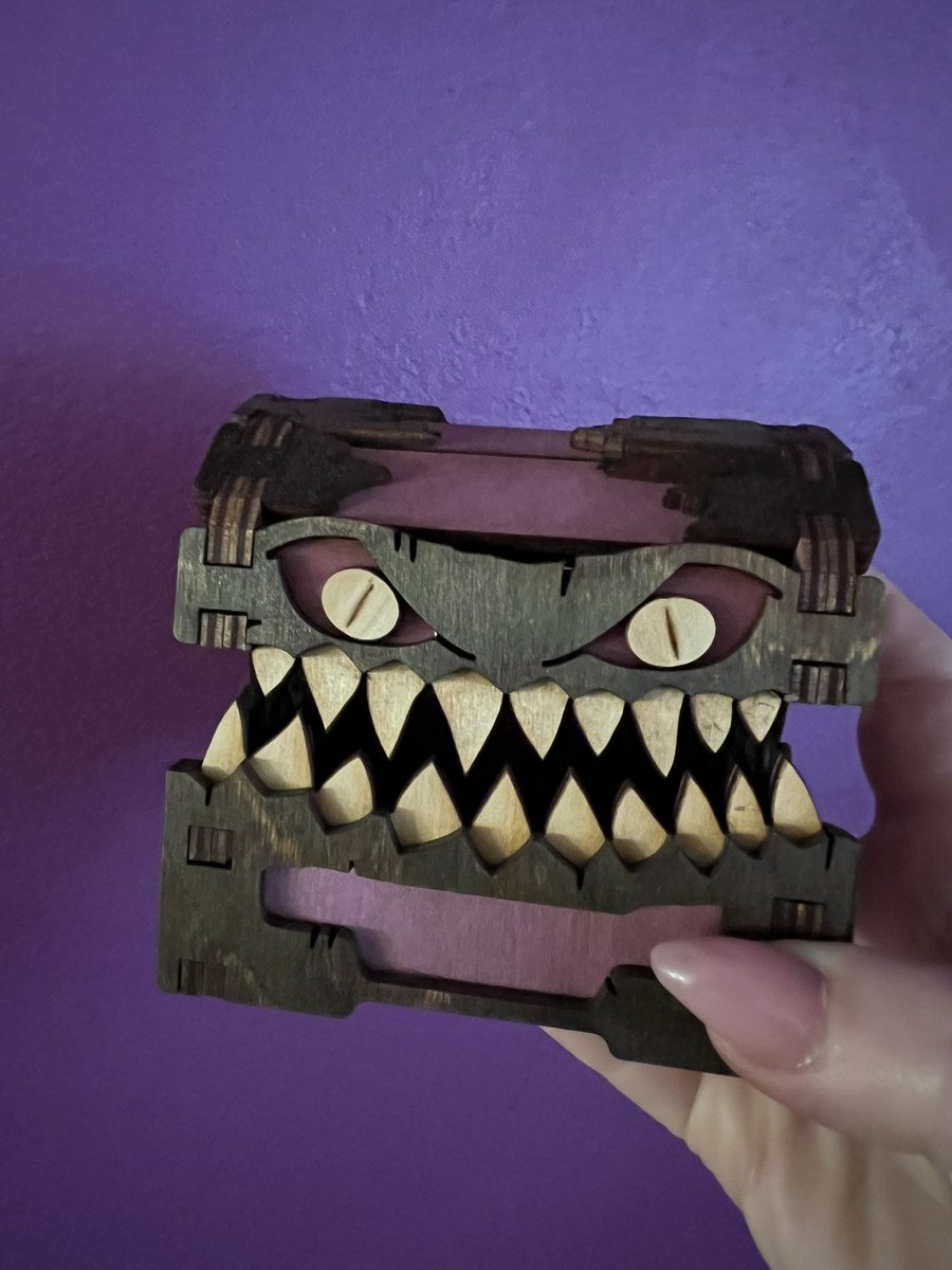 I was at @socal_ren_faire on Saturday, & I couldn’t NOT stop at @talonclaw to see their amazing #dnd #TTRPG #dicevaults, DM screens & more! And I got a bday #Mimic from their Adopt a Mimic program! 💗 If you’re going to Faire, be sure to stop by & pick up a treat for yourself!